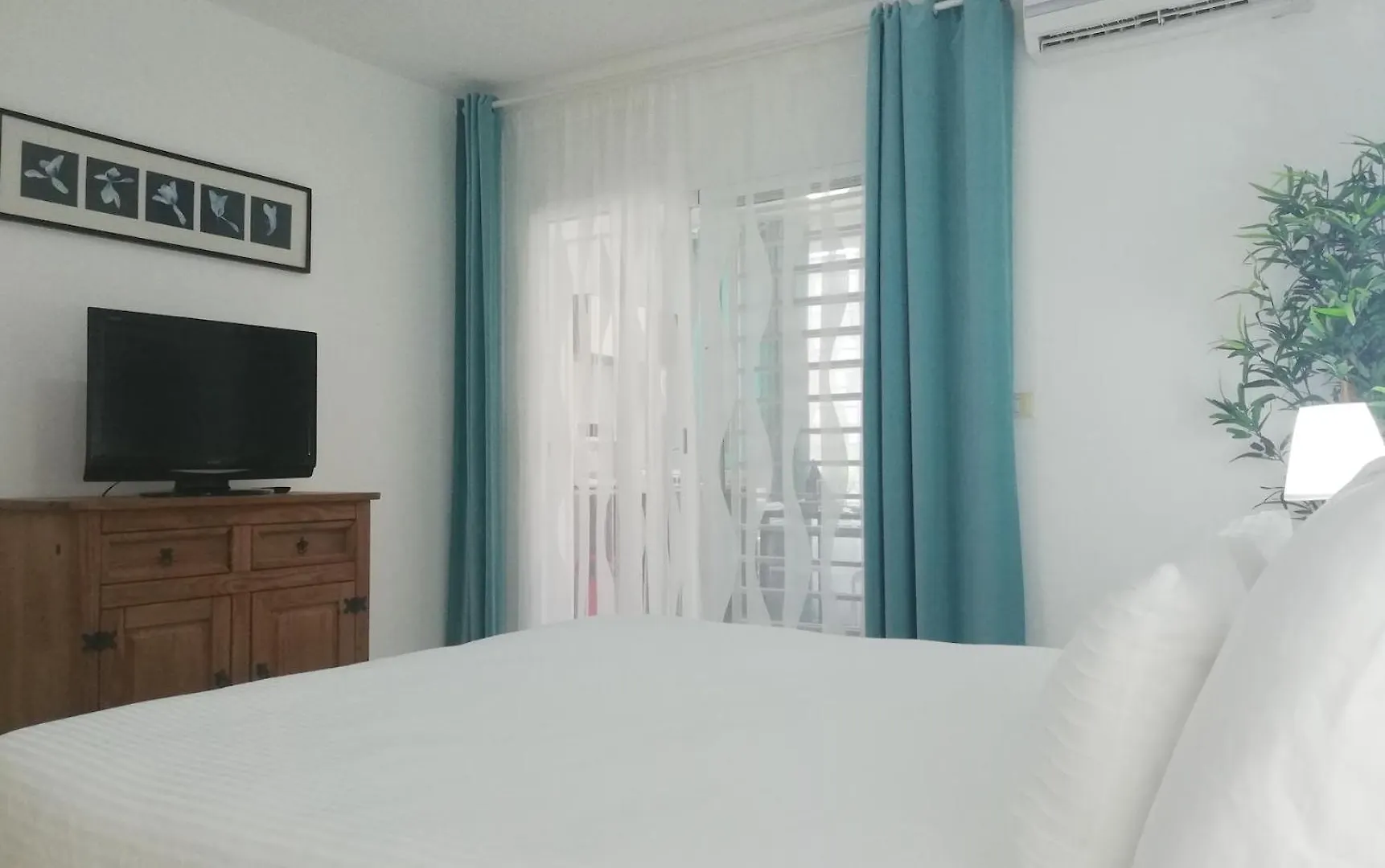 アパートホテル Sunny Suites With Rooftop Pool And Spa - Playa Los Corales プンタ・カナ