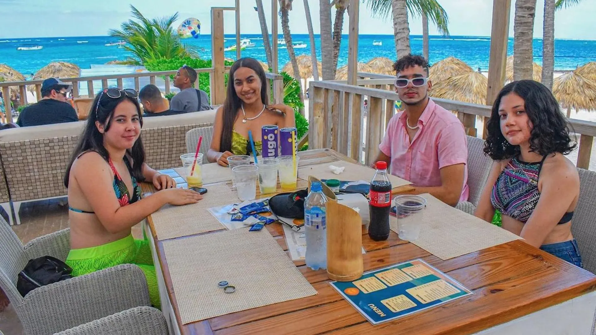 アパートホテル Sunny Suites With Rooftop Pool And Spa - Playa Los Corales プンタ・カナ