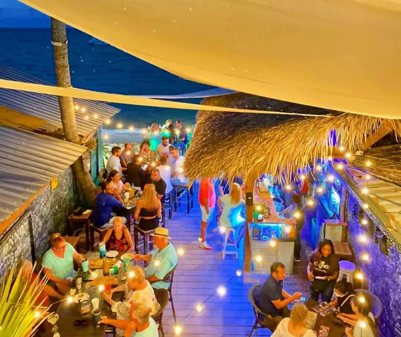 Hotel apartamentowy Sunny Suites With Rooftop Pool And Spa - Playa Los Corales Punta Cana