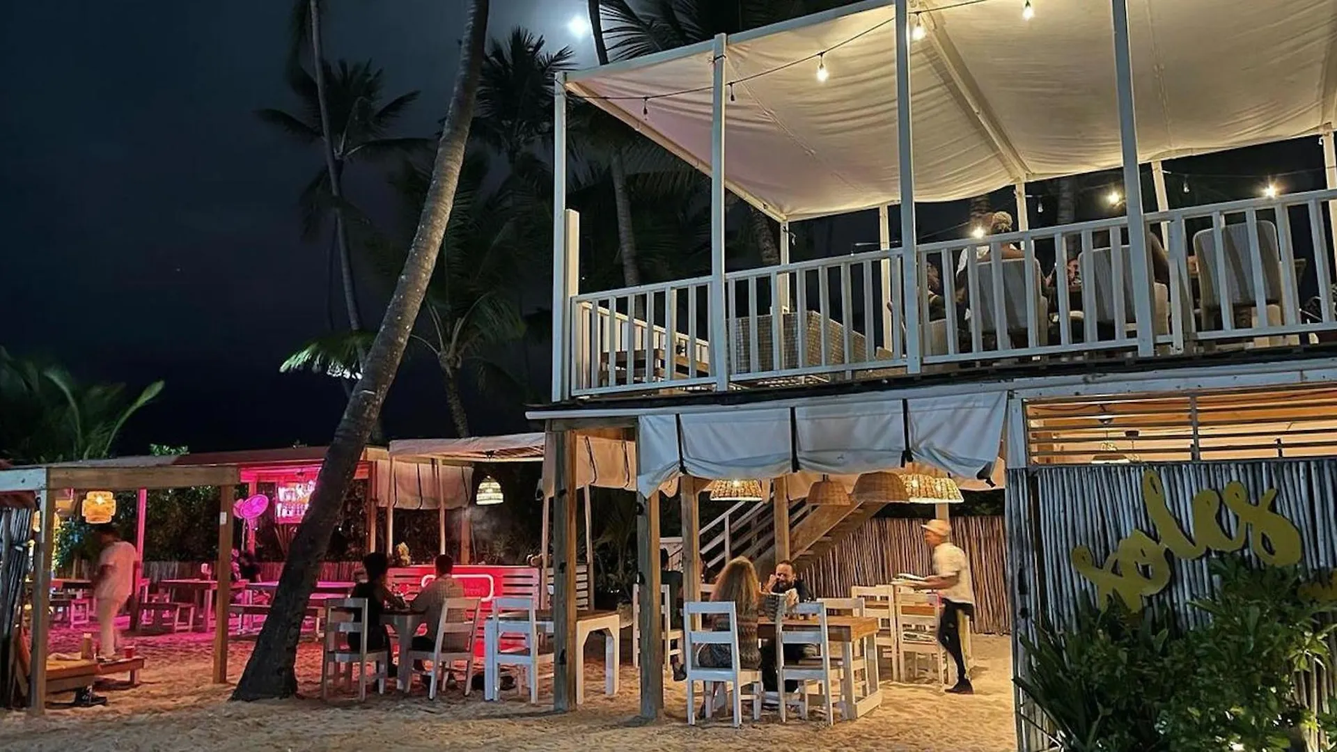 Sunny Suites With Rooftop Pool And Spa - Playa Los Corales Punta Cana Hotel apartamentowy
