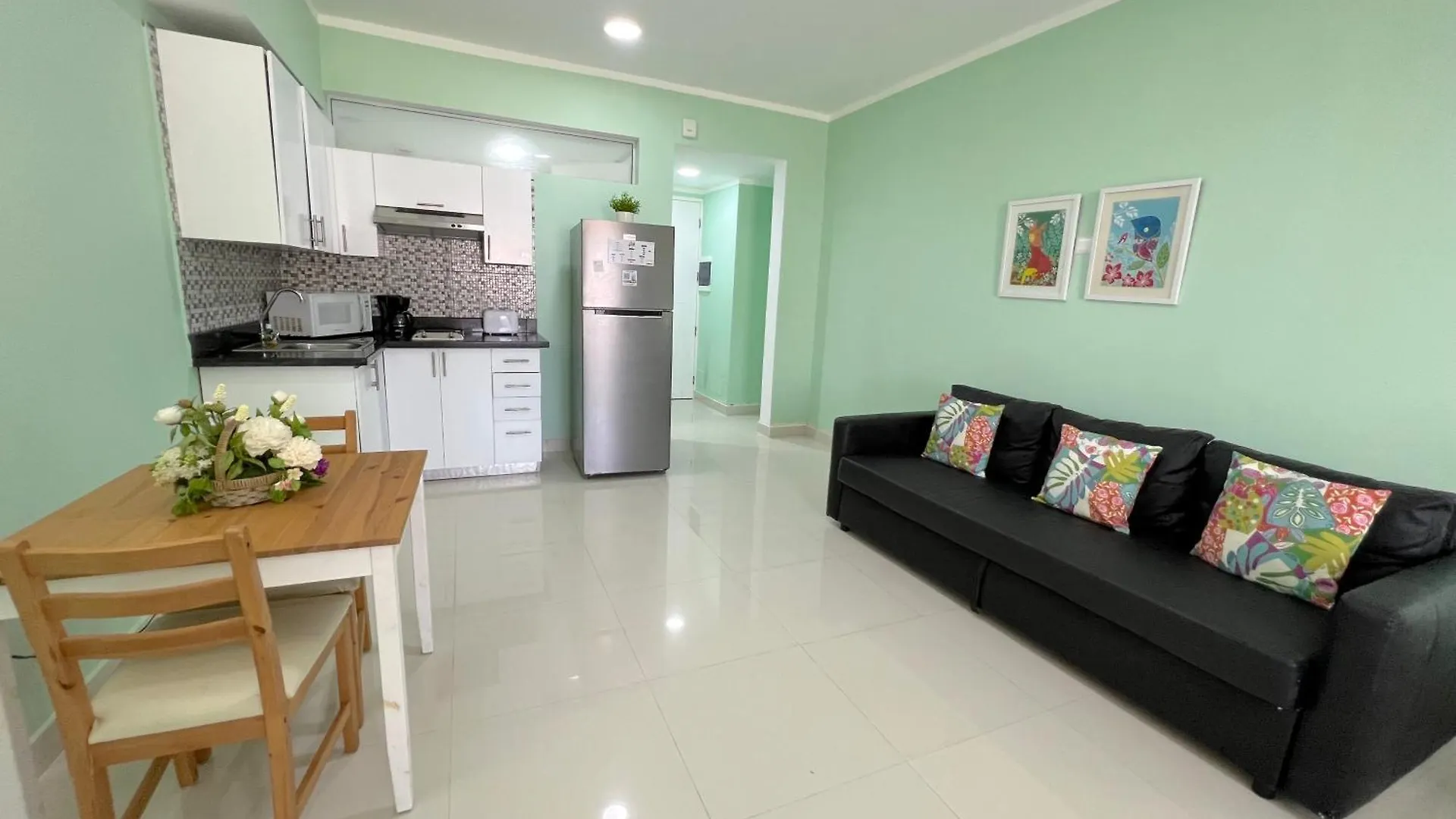 Sunny Suites With Rooftop Pool And Spa - Playa Los Corales Punta Cana